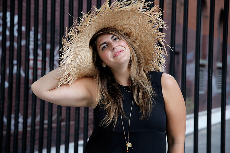 Katie-Sturino-Crop-Tops-12ish-style-Man-Repeller-Summer---7